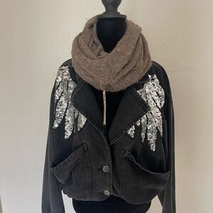 NWT All Alpaca Peru - Brown Alpaca Boucle Infinity Scarf / Cowl